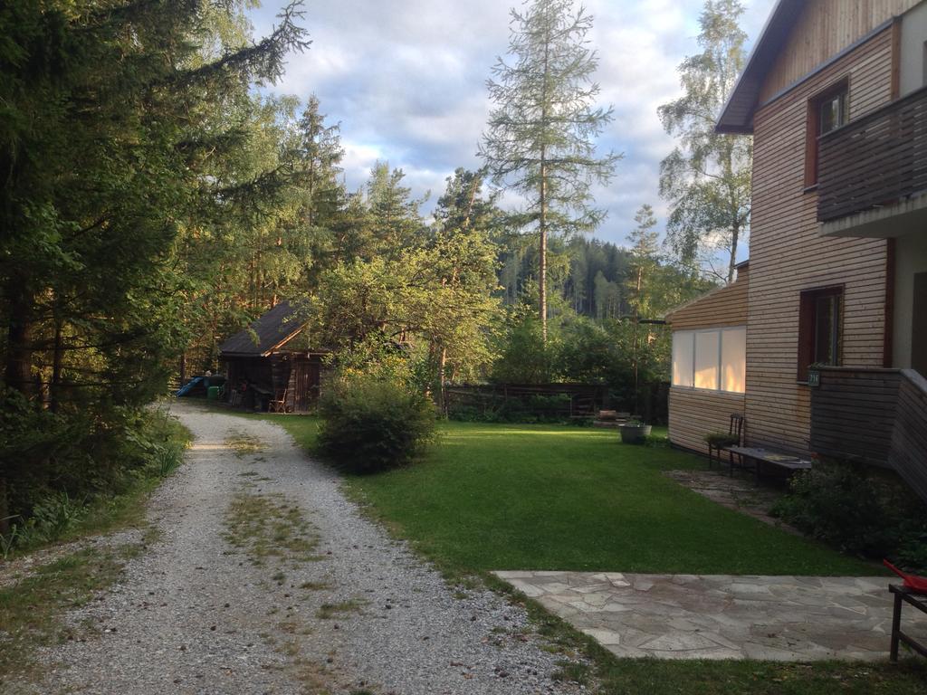 Ferienhaus Im Wald Edelschrott Экстерьер фото